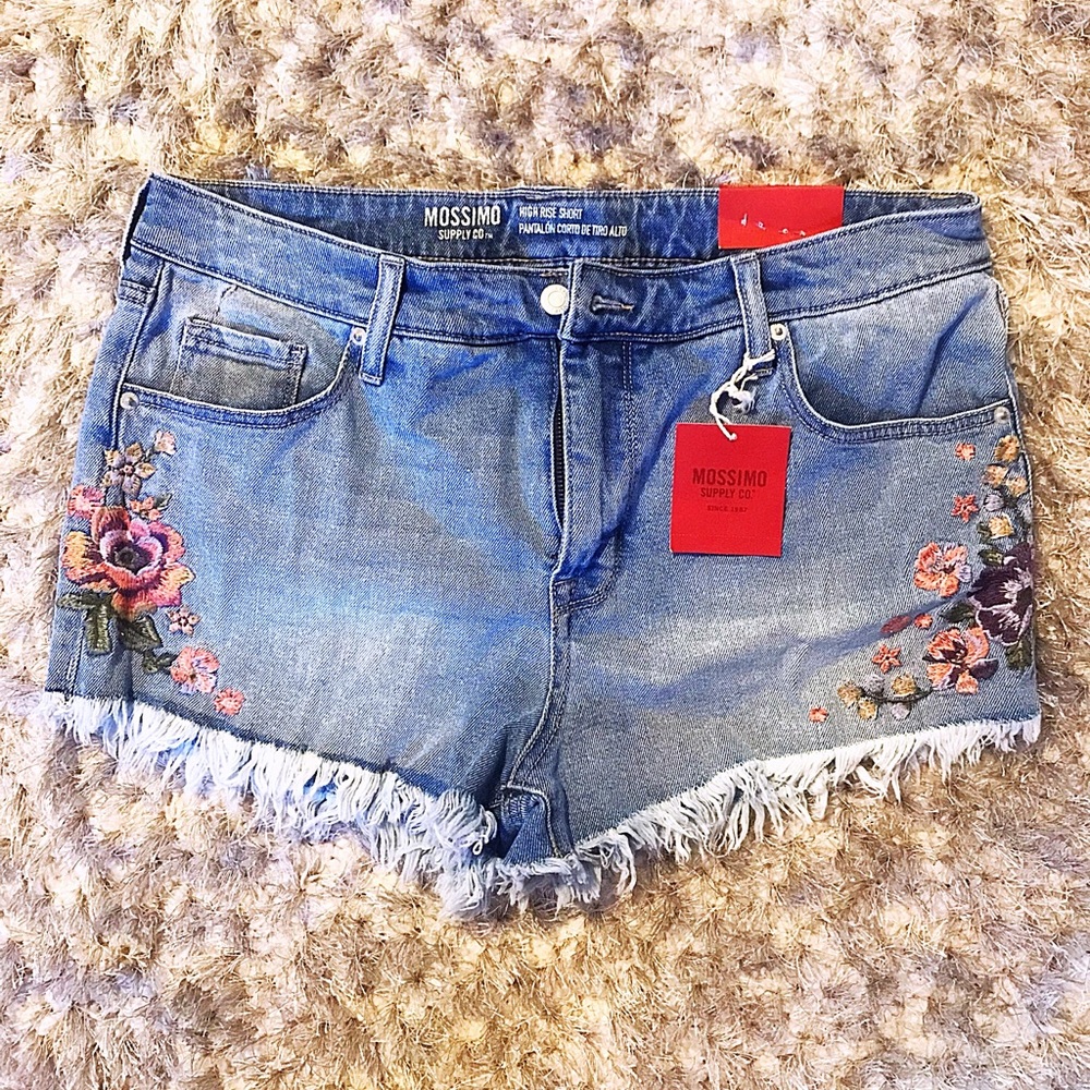 Mossimo High Rise stretch shorts- 14